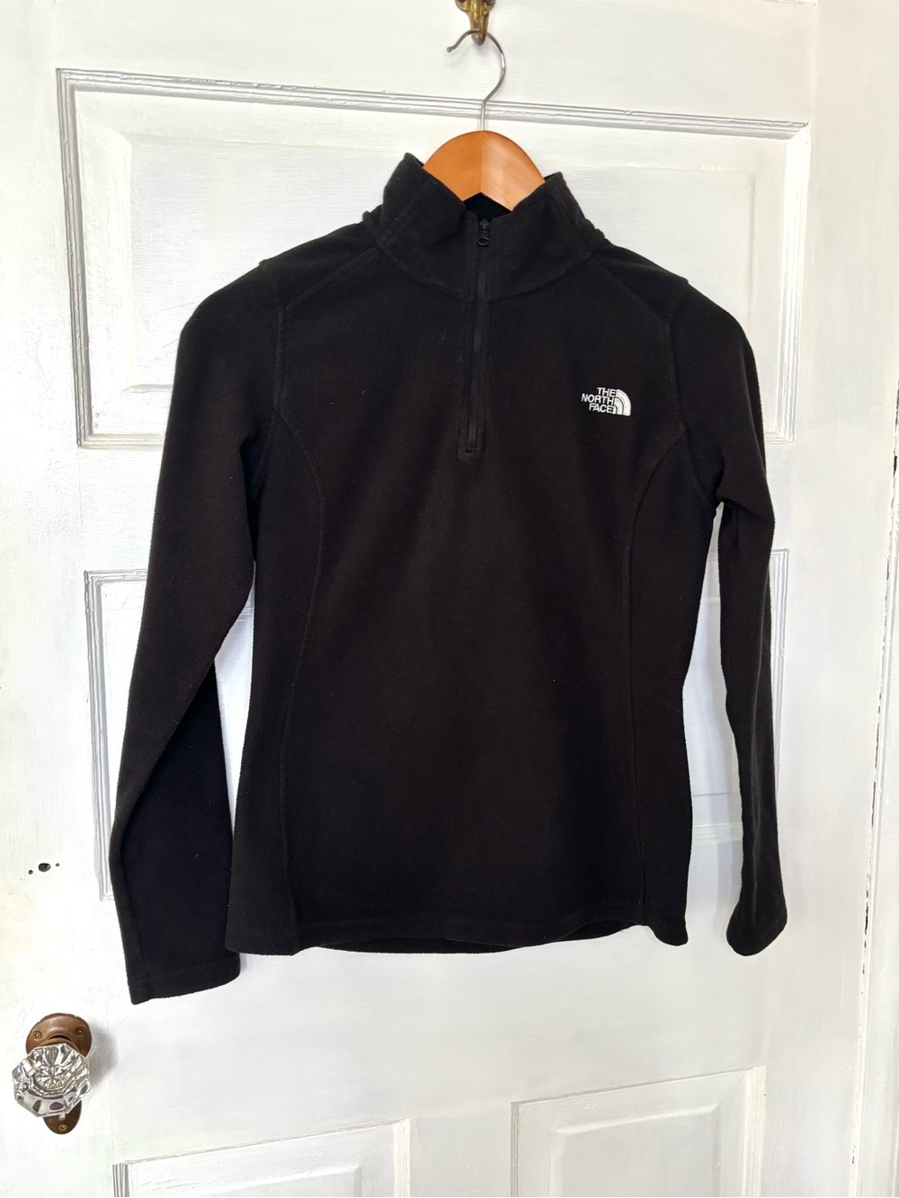The North Face Black Women's Quarter-Zip Fleece Pullover